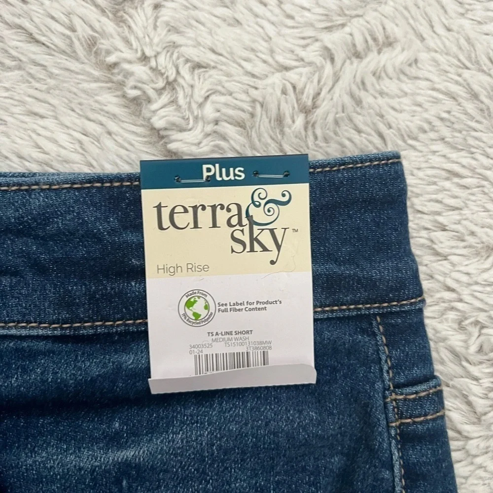 NWT Terra & Sky Denim Shorts Size 20W
